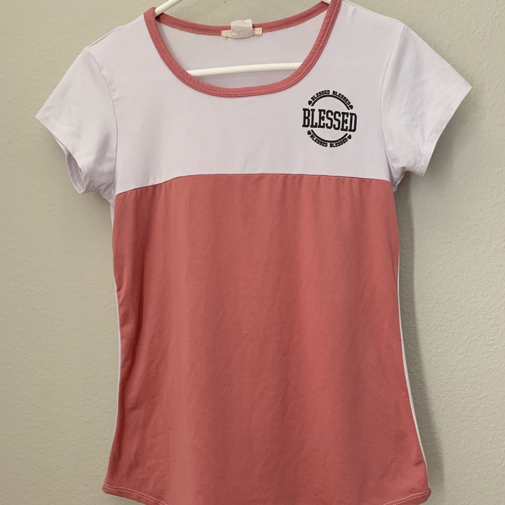 Graphic tee